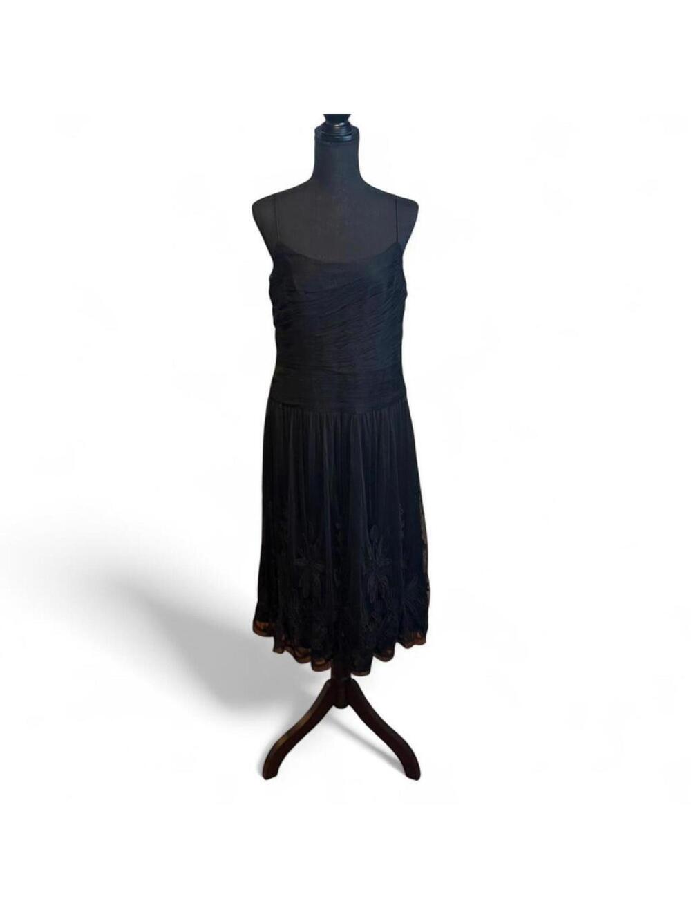 Carmen Marc Valvo Glam Fairy black lace midi dress Size 12